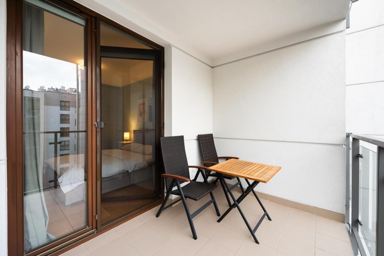 Sokratesa Estate Ideal Apartment Varşovia Exterior foto